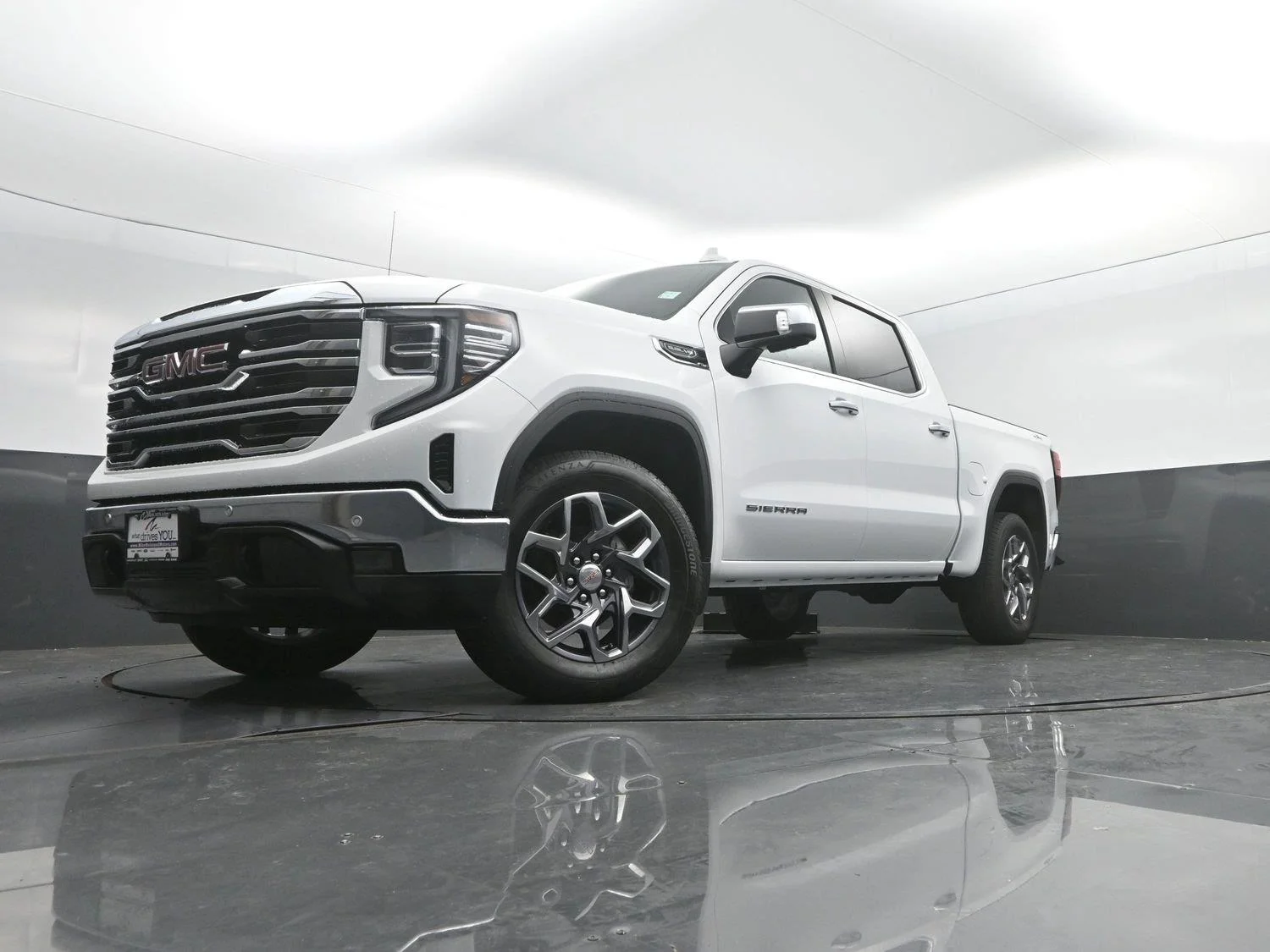 2026 GMC Sierra 1500 SLT - Photo 51