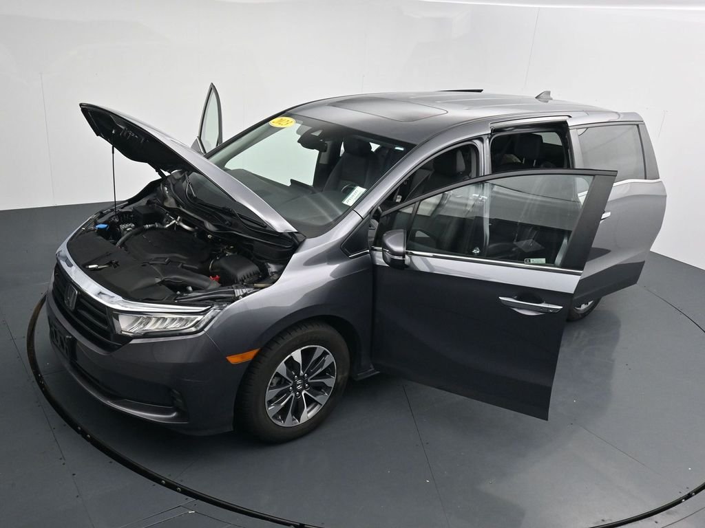 Used 2023  Honda EX-L image 40