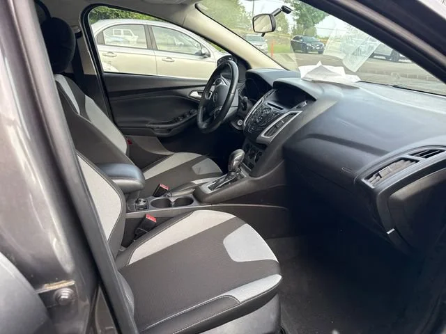 Used 2014 Sterling Gray Metallic Ford SE image 9