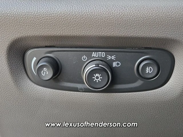 Used 2020 White Chevrolet LT image 26