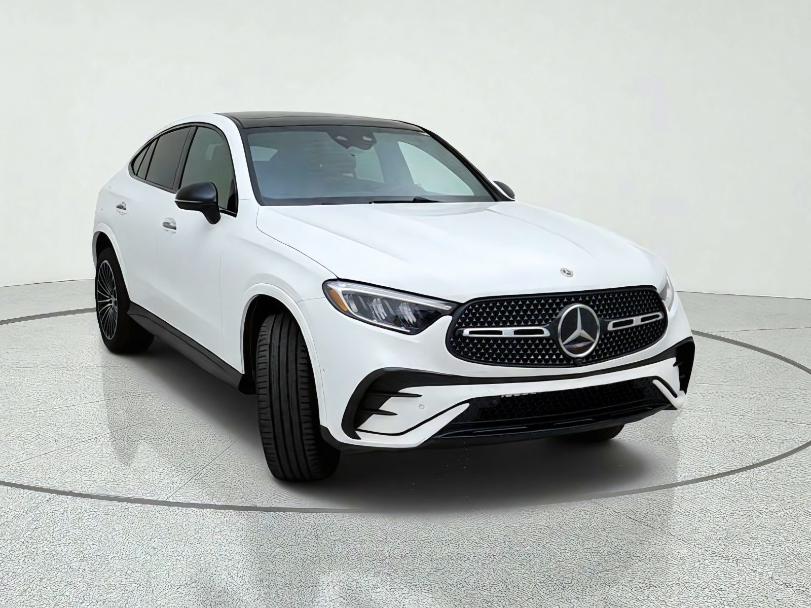 New 2027 Polar White Mercedes-Benz GLC 300 4MATIC® Coupe image 4