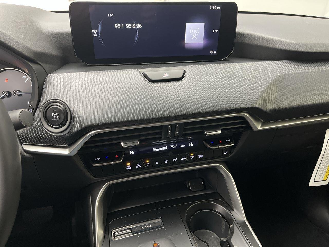 2026 Mazda CX-90 Select Package - Photo 16