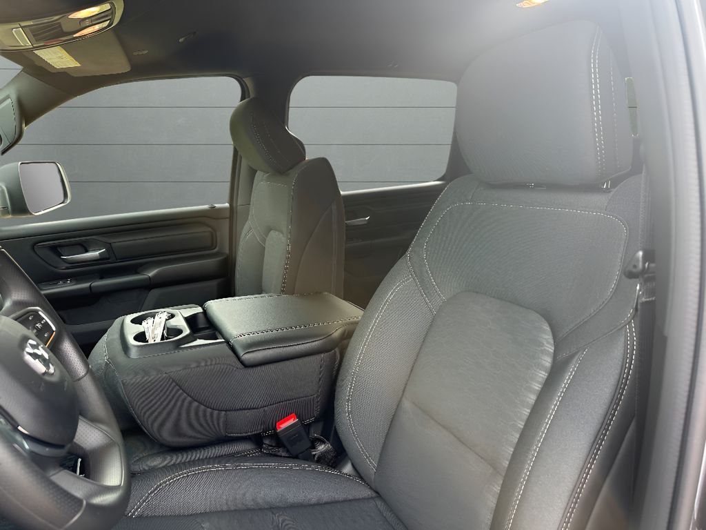 New 2026 Granite Crystal Metallic Clear-Coat Exterior Paint RAM Warlock Hemi 4x4 Crew Cab image 24