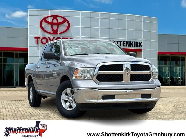2021 Ram 1500 Classic SLT