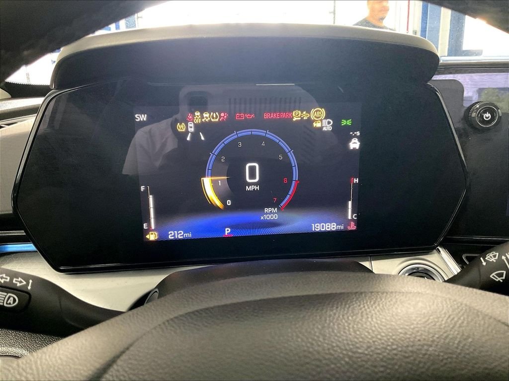 Used 2025 Gray Chevrolet LT image 24