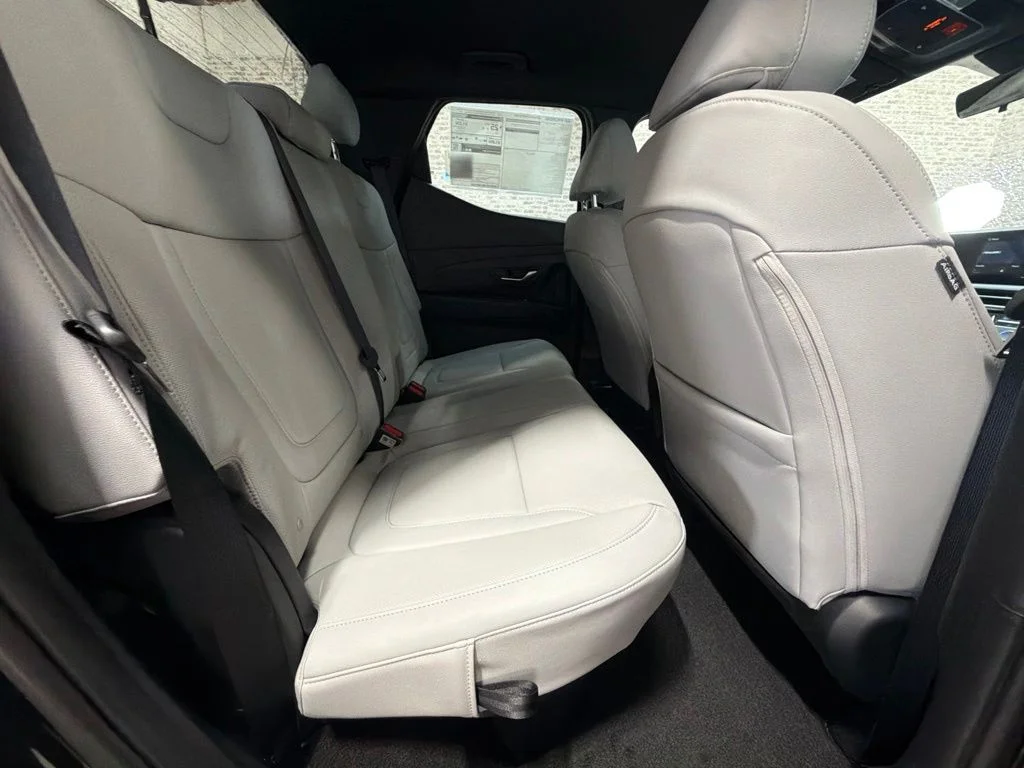 New 2027 Phantom Black Hyundai SE image 12