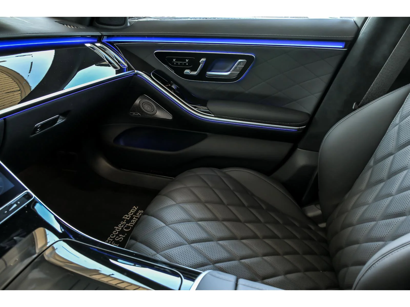 New 2026 Black Mercedes-Benz S 580 image 41