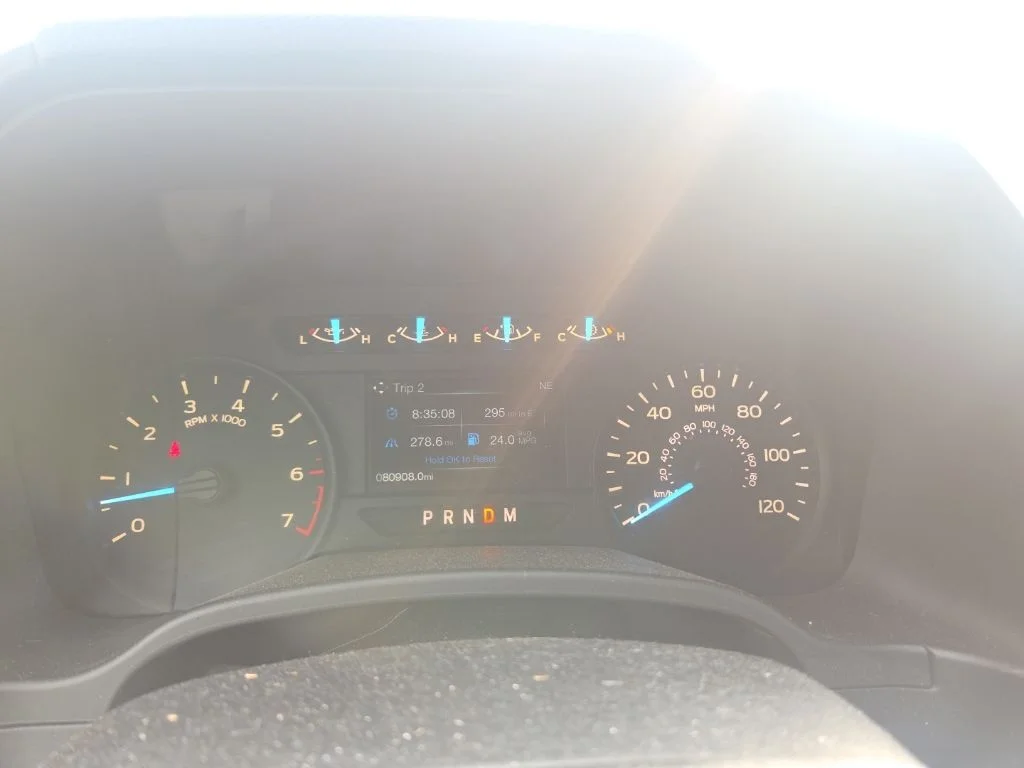 Used 2018 Gray Ford XL image 19