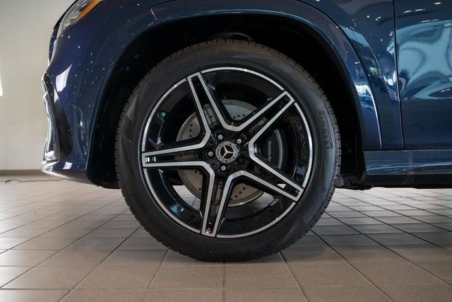 Certified Used 2026 Blue Mercedes-Benz GLS 450 image 7