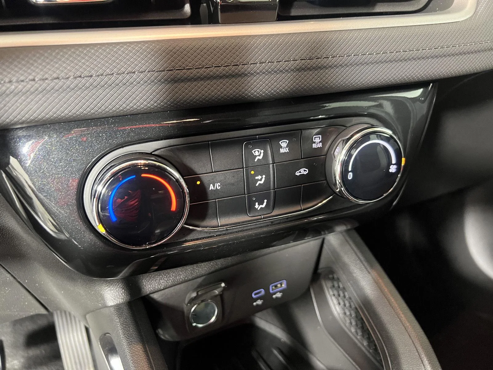 Used 2024 Sterling Gray Metallic Chevrolet LT image 14