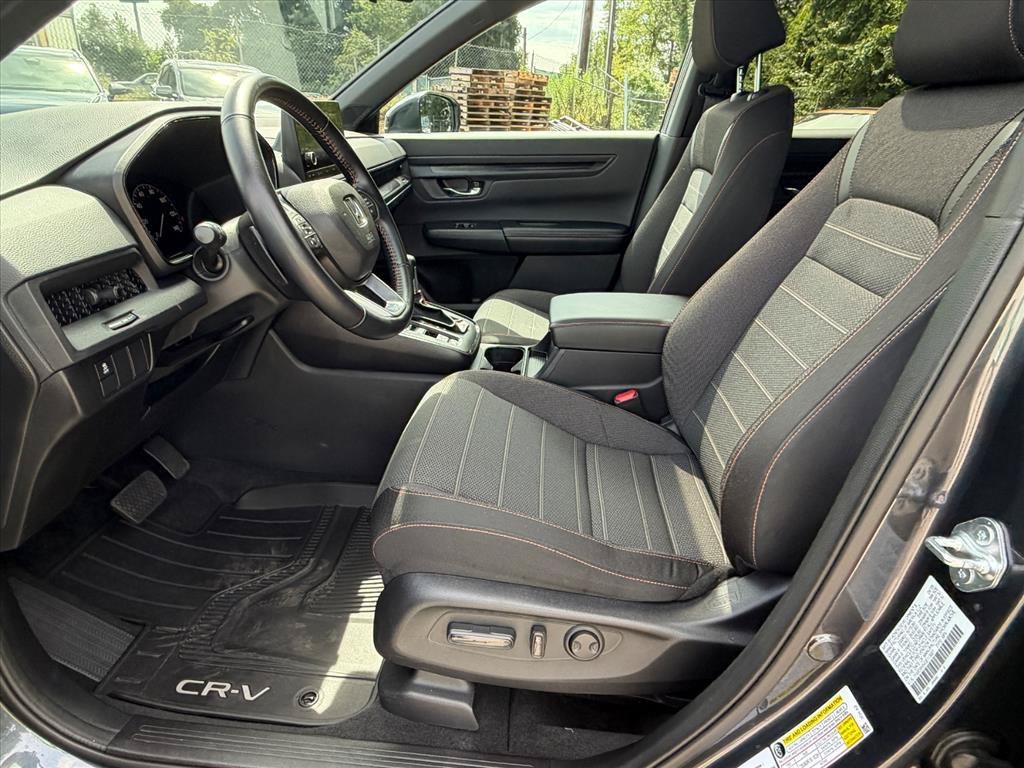 2025 Honda CR-V Sport - Photo 31