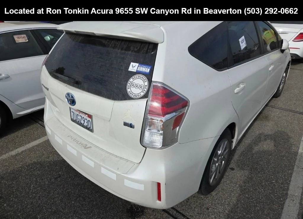 Used 2017 Blizzard Pearl Toyota Two image 4