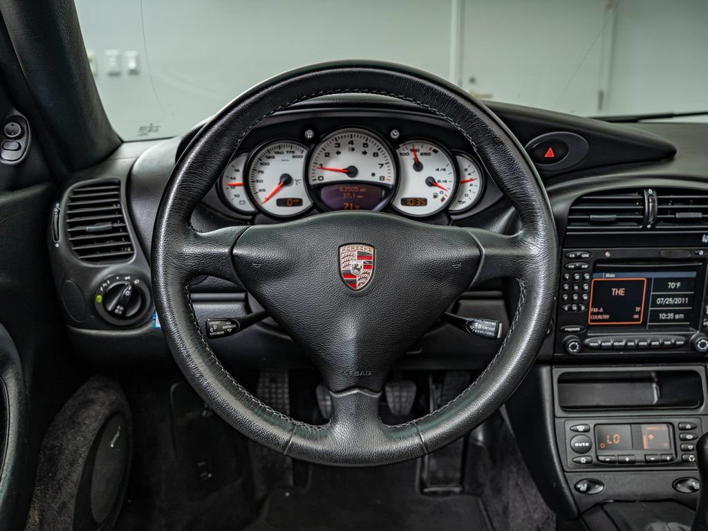 Used 2003 Carrara White Porsche Carrera image 33