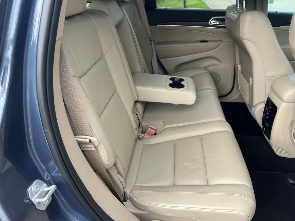 Certified Used 2019 Blue Jeep Limited image 25