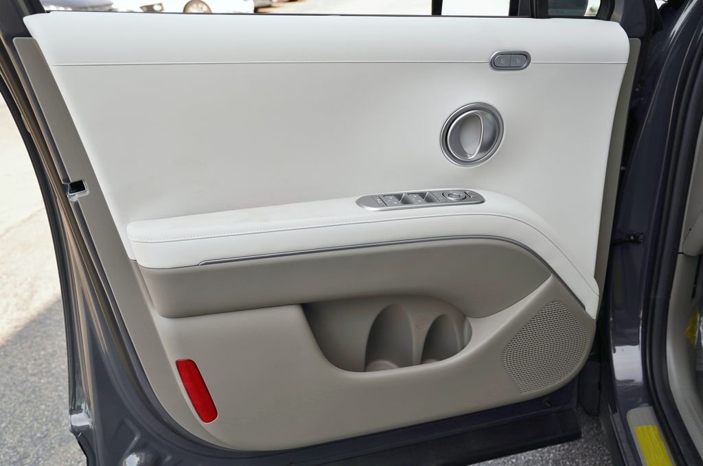 New 2026 Ecotronic Gray Pearl Hyundai SEL Premium image 37