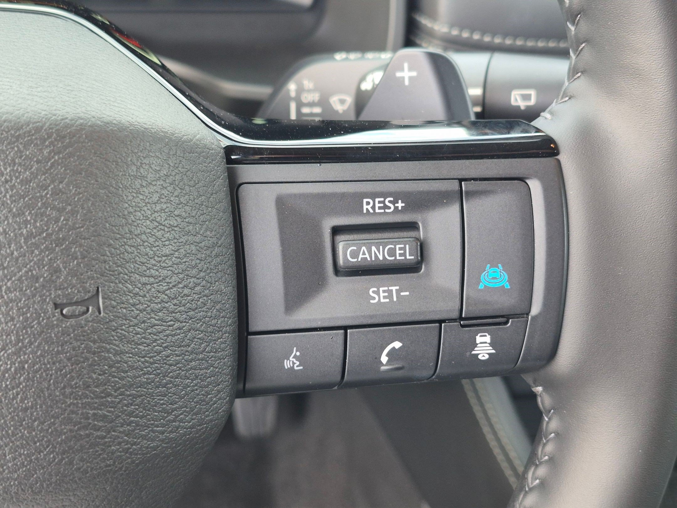 Used 2026 Deep Ocean Blue Pearl Nissan Platinum image 19
