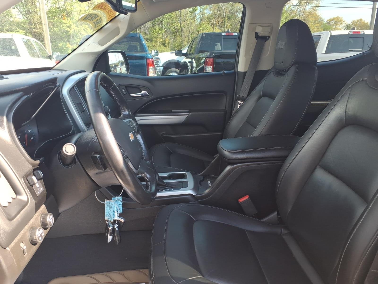 Used 2022 Beige Chevrolet ZR2 image 22