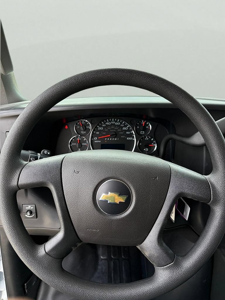 2026 Chevrolet Express Cargo Work Van - Photo 9