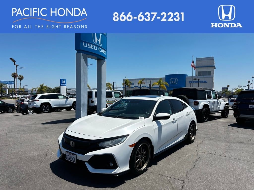 2018 Honda Civic Sport Touring CVT's photo