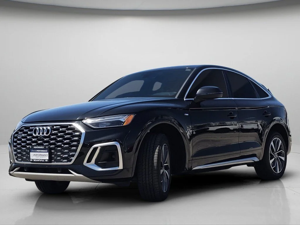 Used 2022 Black Metallic Audi 45 S line Premium image 21