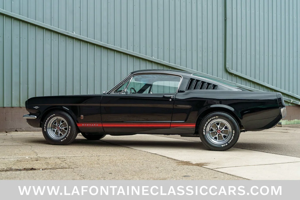 Used 1965 Black Ford GT image 7