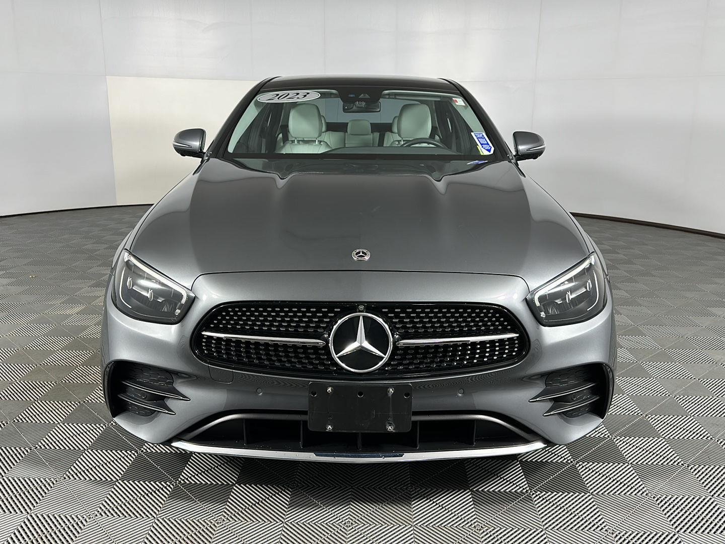 Used 2023 MANUFAKTUR Selenite Gray Magno Mercedes-Benz E 450 image 3