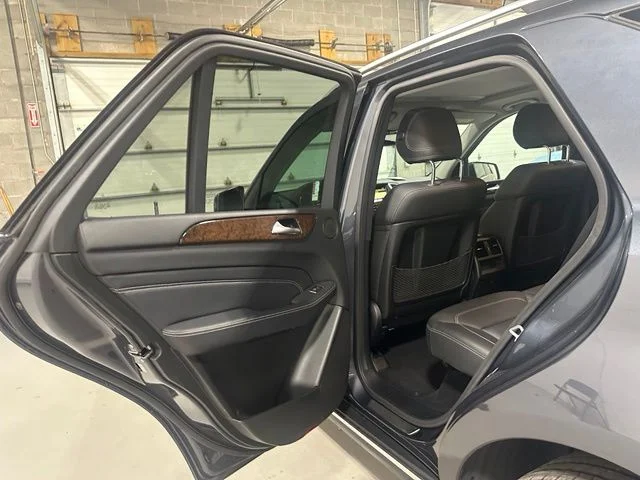 Used 2012  Mercedes-Benz ML 350 image 12