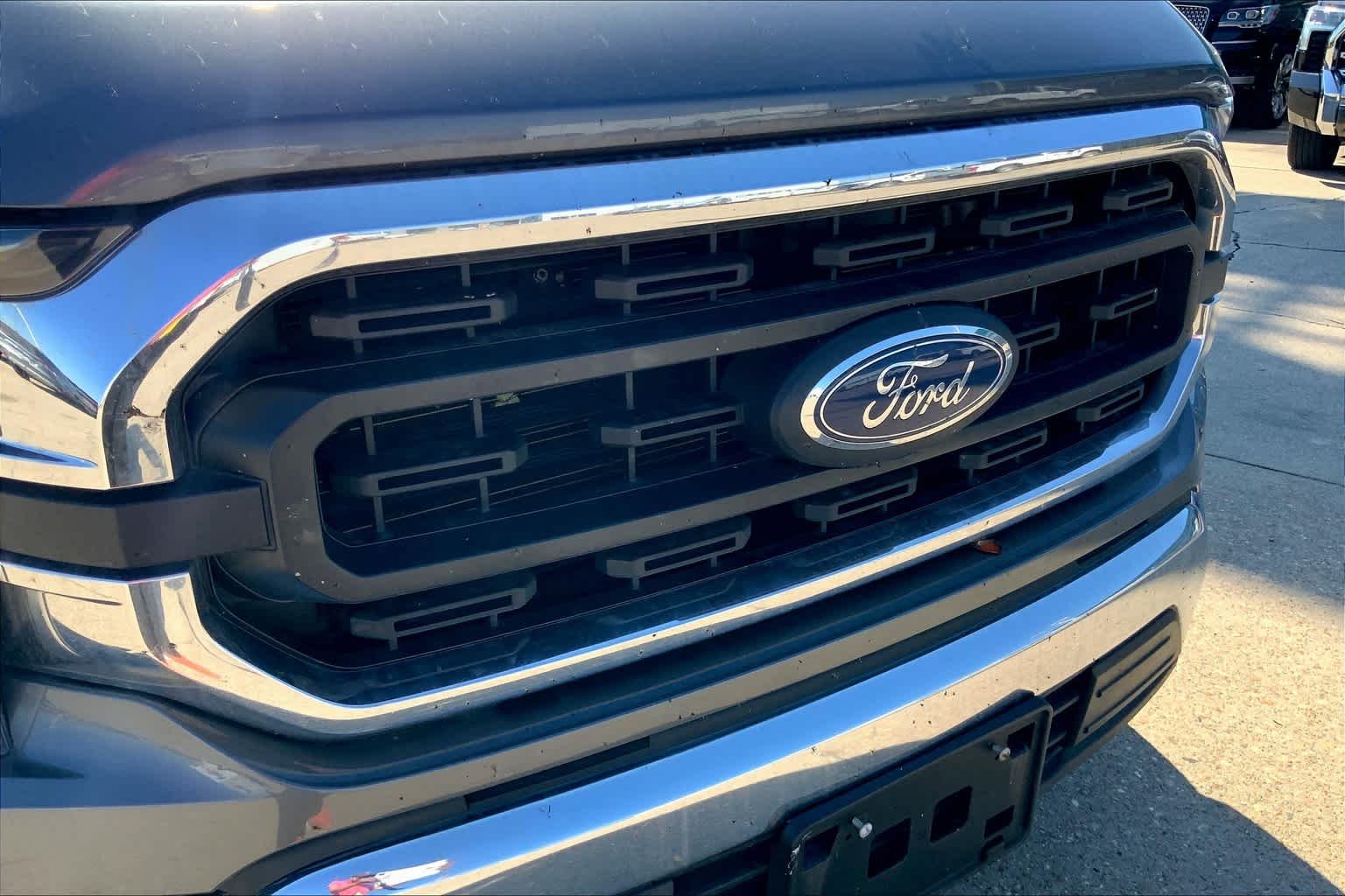 Certified Used 2023 Carbonized Gray Metallic Ford XLT image 29