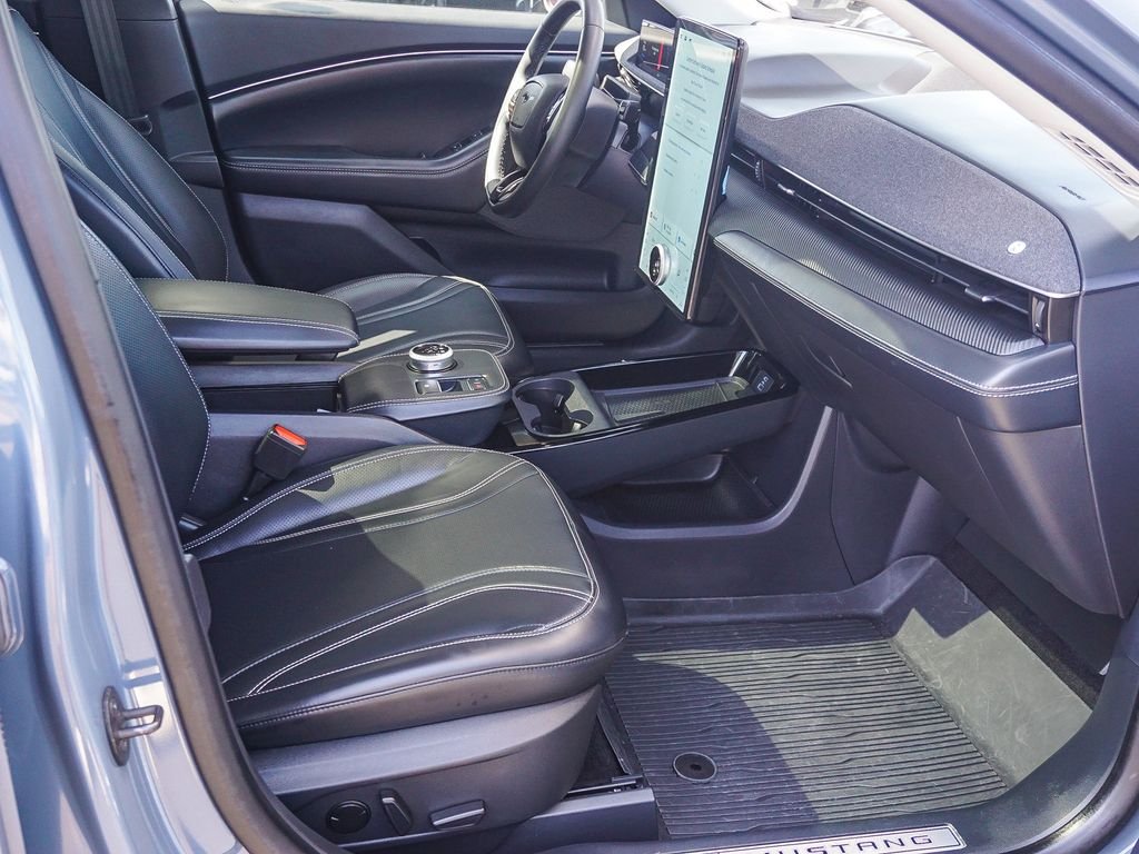 Used 2023 Blue Ford Premium image 13