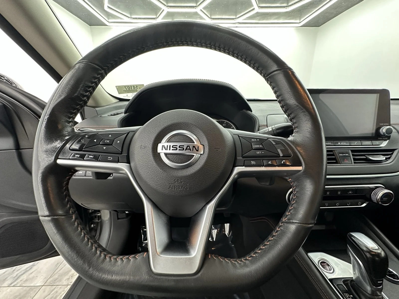 Used 2022 Gun Metallic Nissan 2.5 SR image 12
