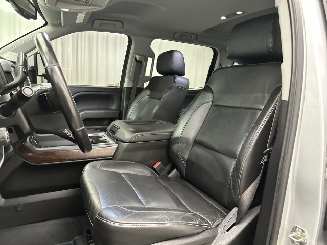 Used 2019 Silver GMC SLT image 17