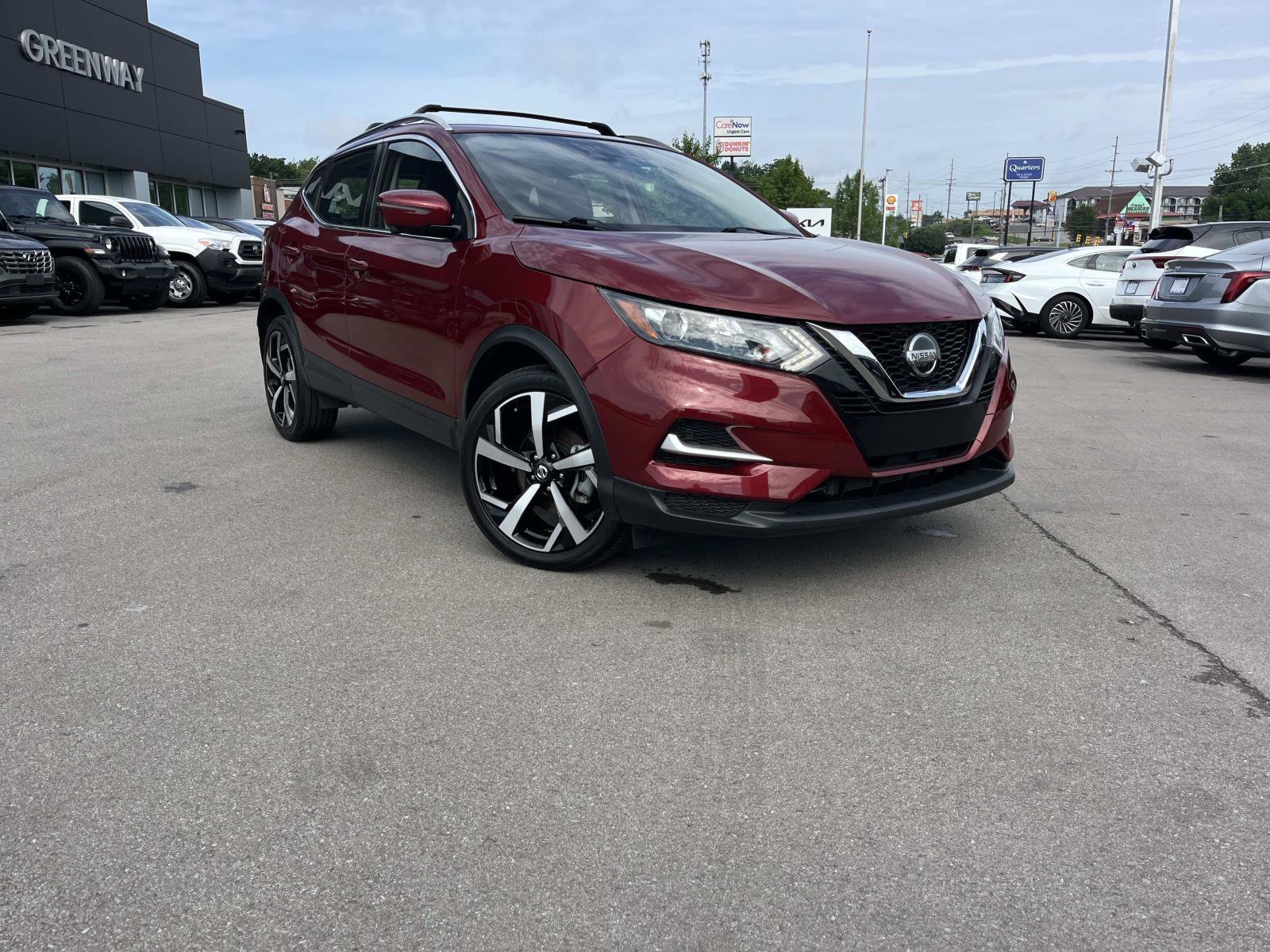 Used 2021 Scarlet Ember Tintcoat Nissan SL image 1