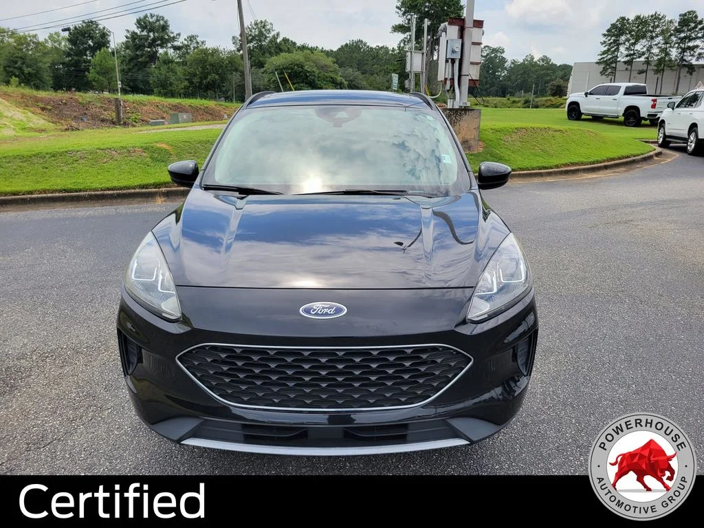 Used 2020 Black Ford SE image 9