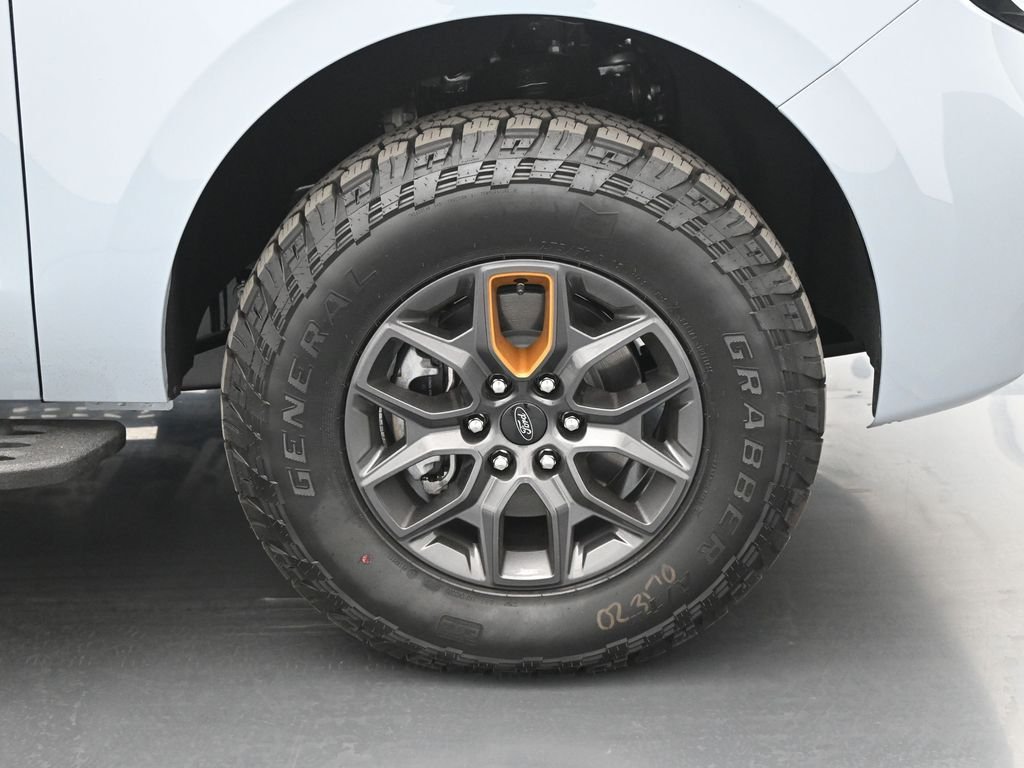 New 2026 Glacier Gray Metallic Tri-Coat Ford Tremor image 26