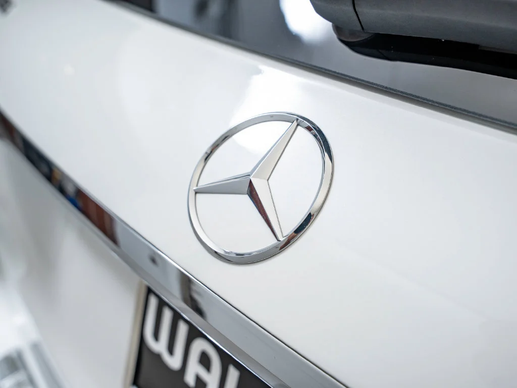 Used 2026 Manufaktur Moonlight White Metallic Mercedes-Benz GLE 53 AMG® image 18