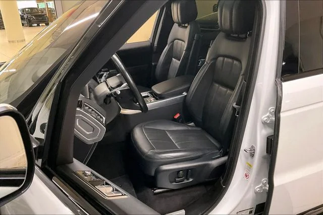 Used 2020 White Land Rover HSE image 13