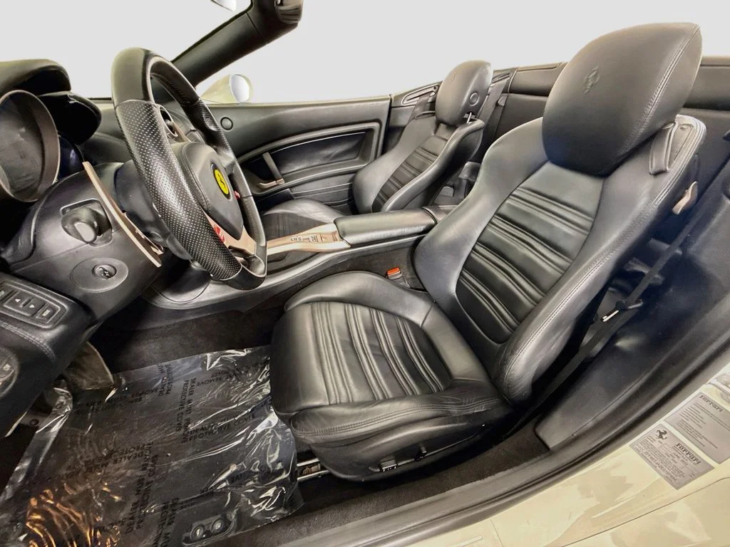 Used 2014  Ferrari Base image 20