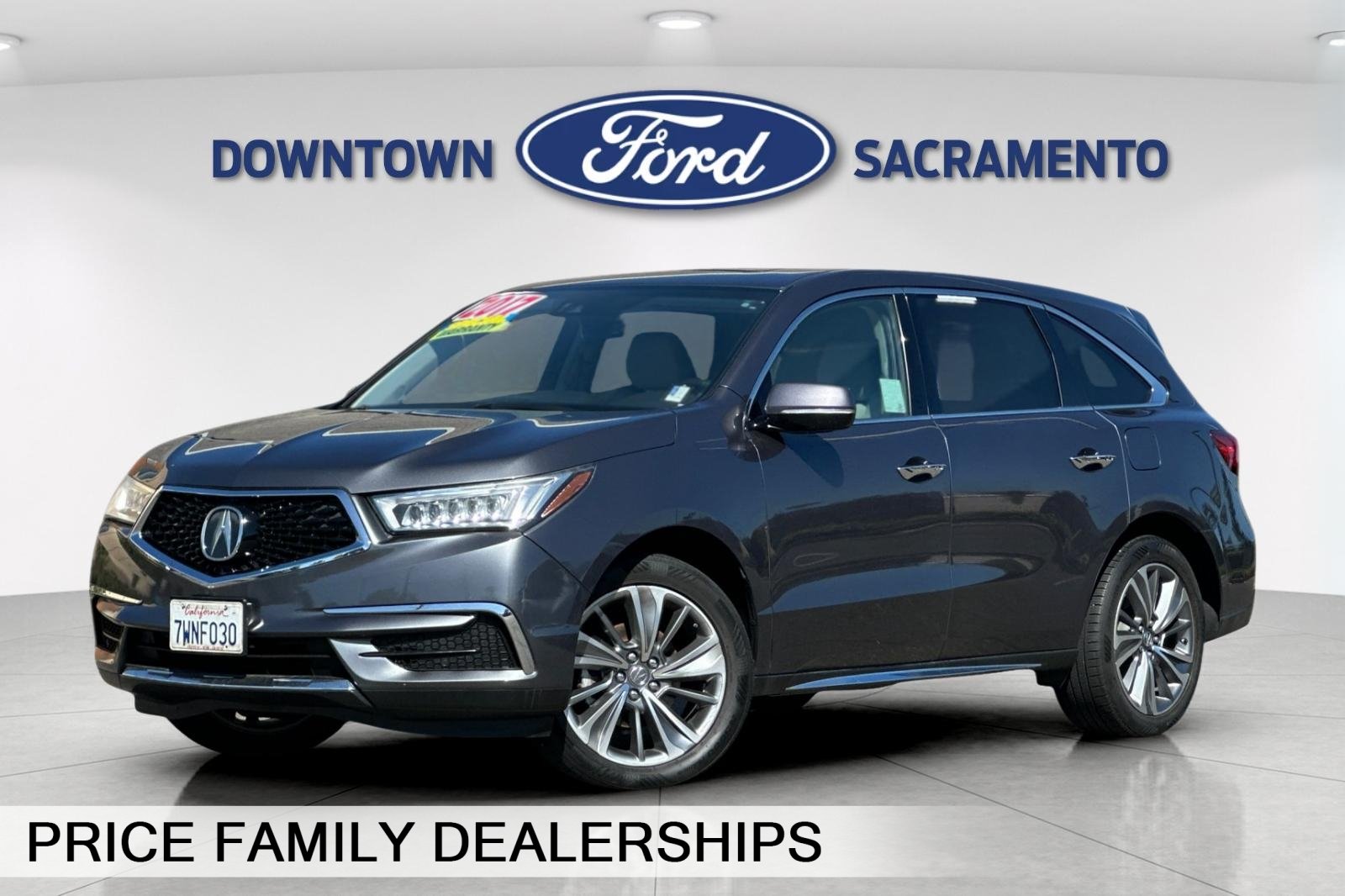 2017 Acura MDX w/Technology & Entertainment Package's photo