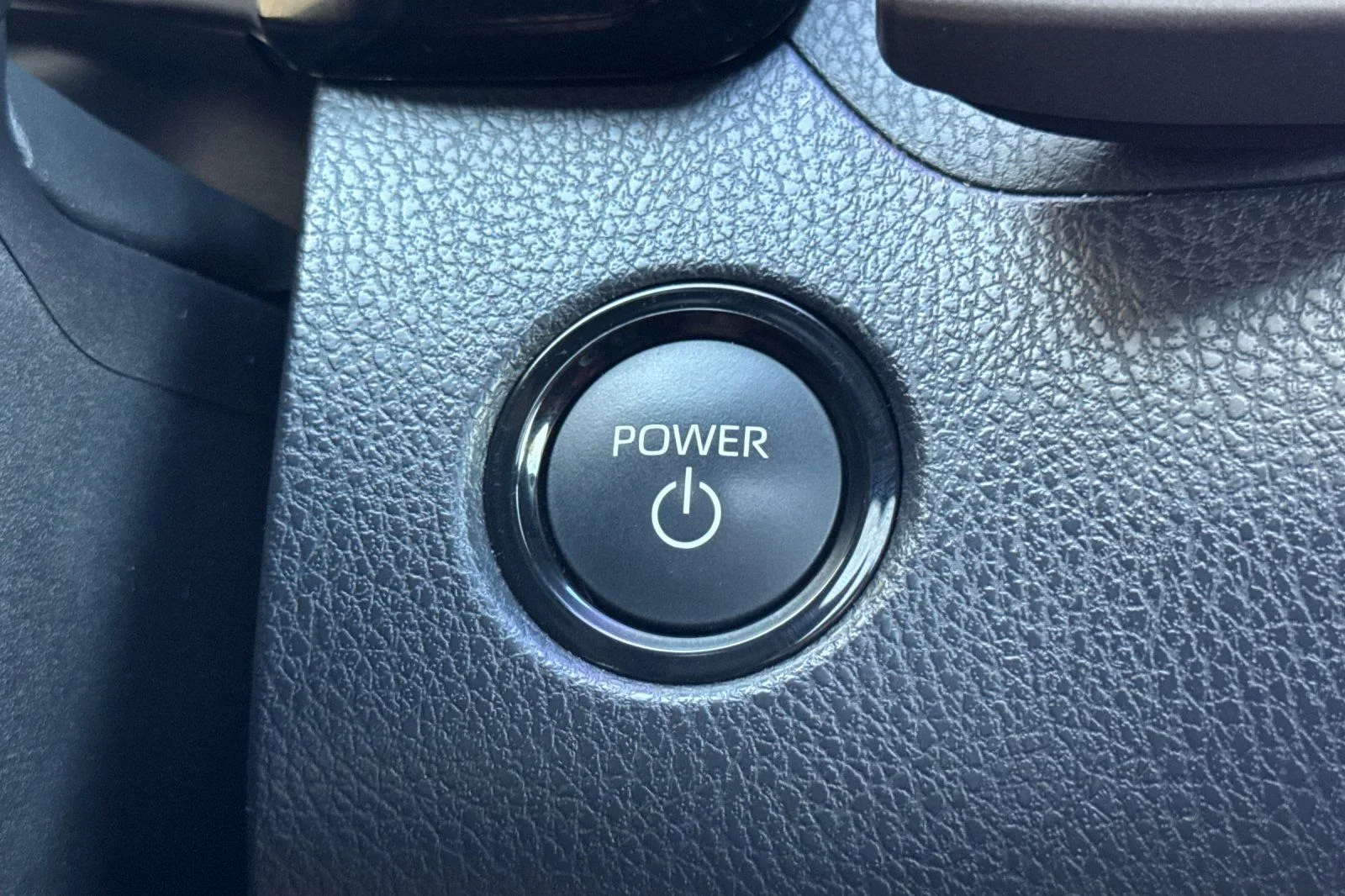 Used 2025 Metal Toyota XSE image 25