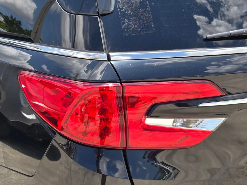 Used 2023 Black Honda Touring image 7