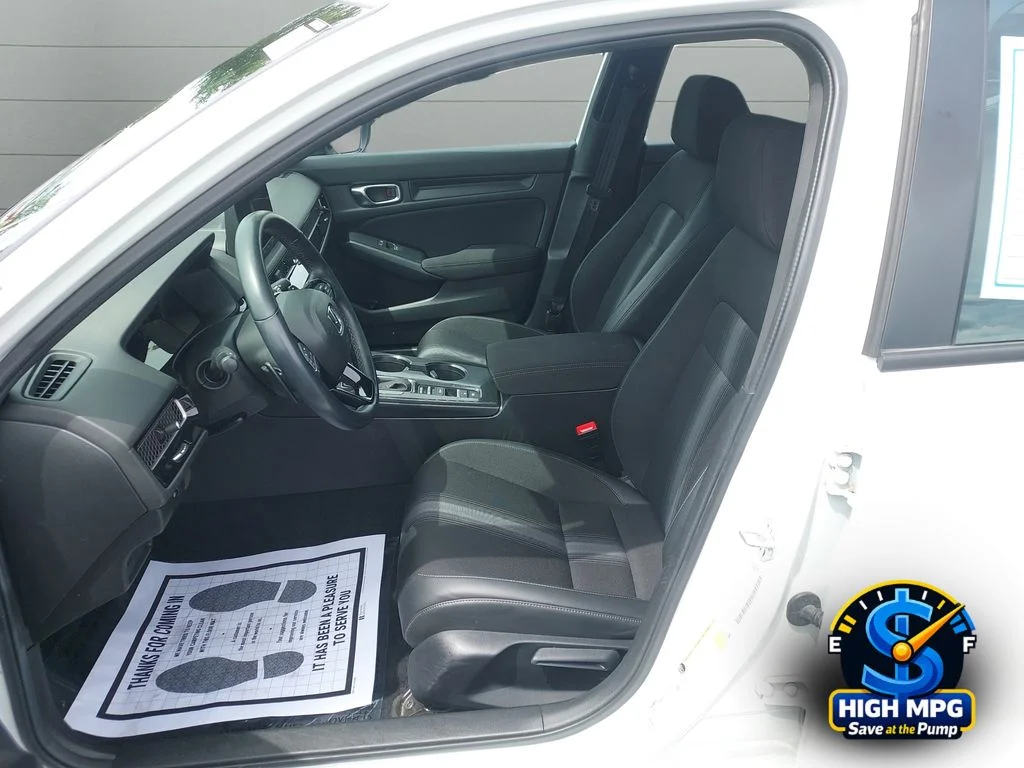 Certified Used 2025 Silver Honda Sport image 9