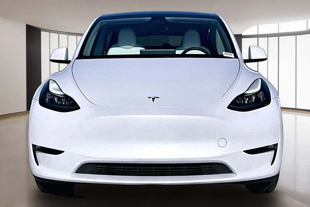 Used 2024 Tesla Model Y Long Range with VIN 7SAYGDEE3RF063458 for sale in Cerritos, CA