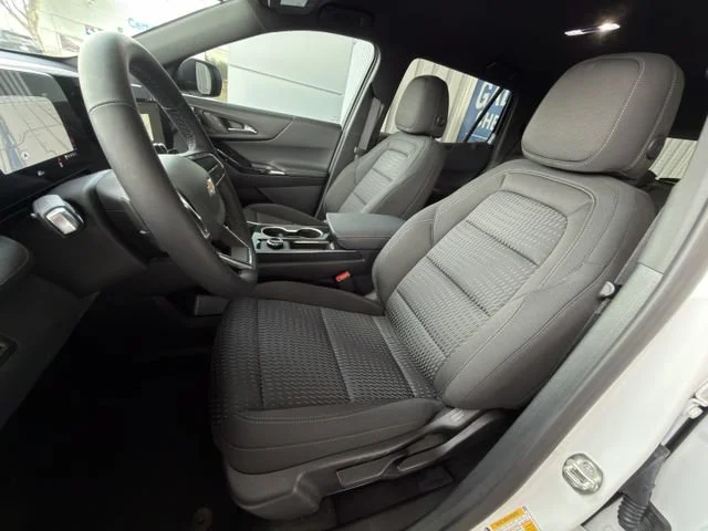 New 2026 Summit White Chevrolet LT image 18
