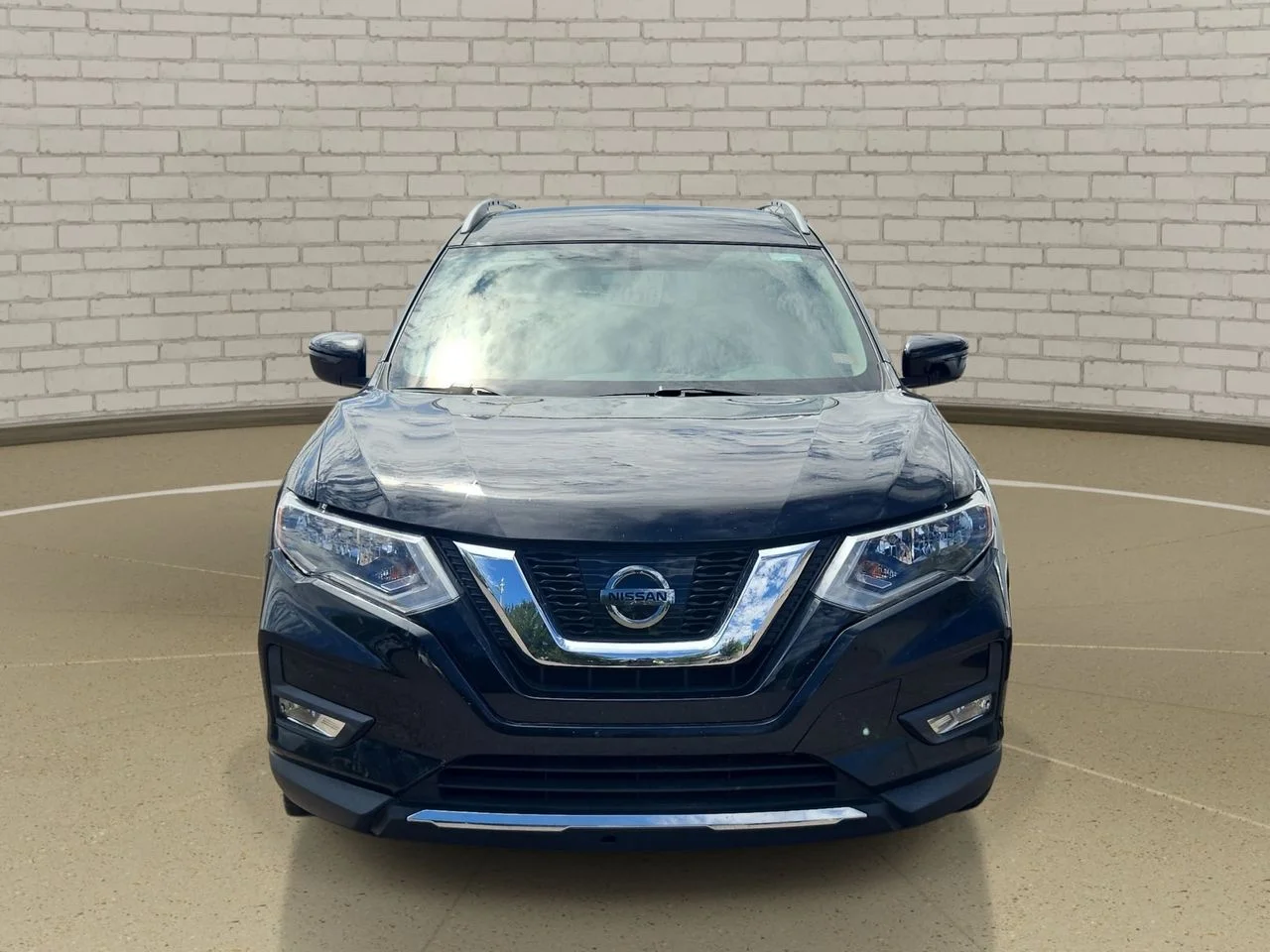 Used 2017 Magnetic Black Nissan SV image 1