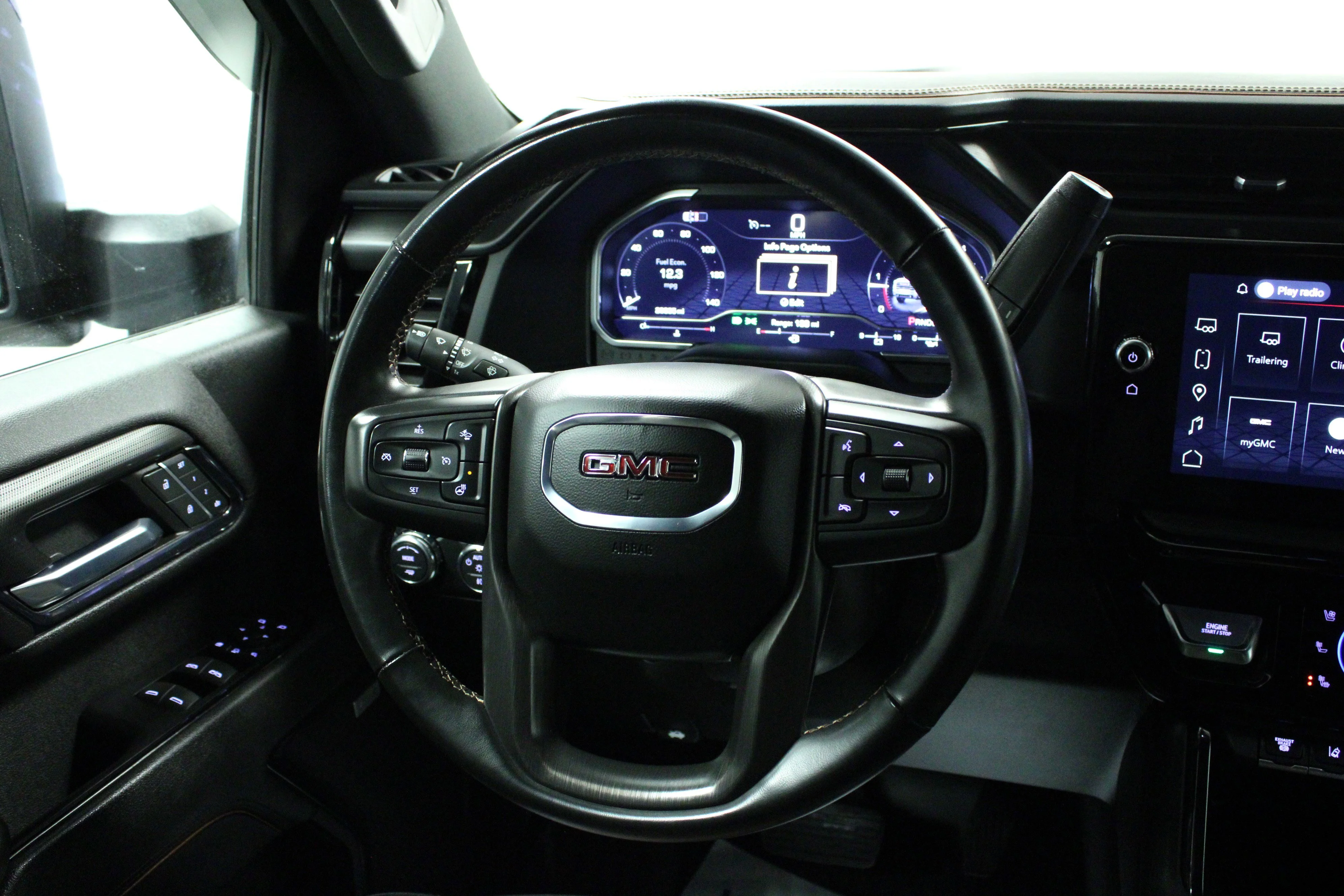 Used 2024 Onyx Black GMC AT4 image 17