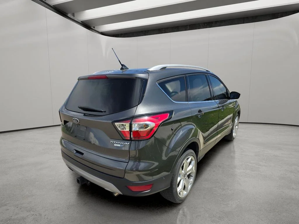 Used 2020 Nightfall Gray Metallic Chevrolet LS image 5