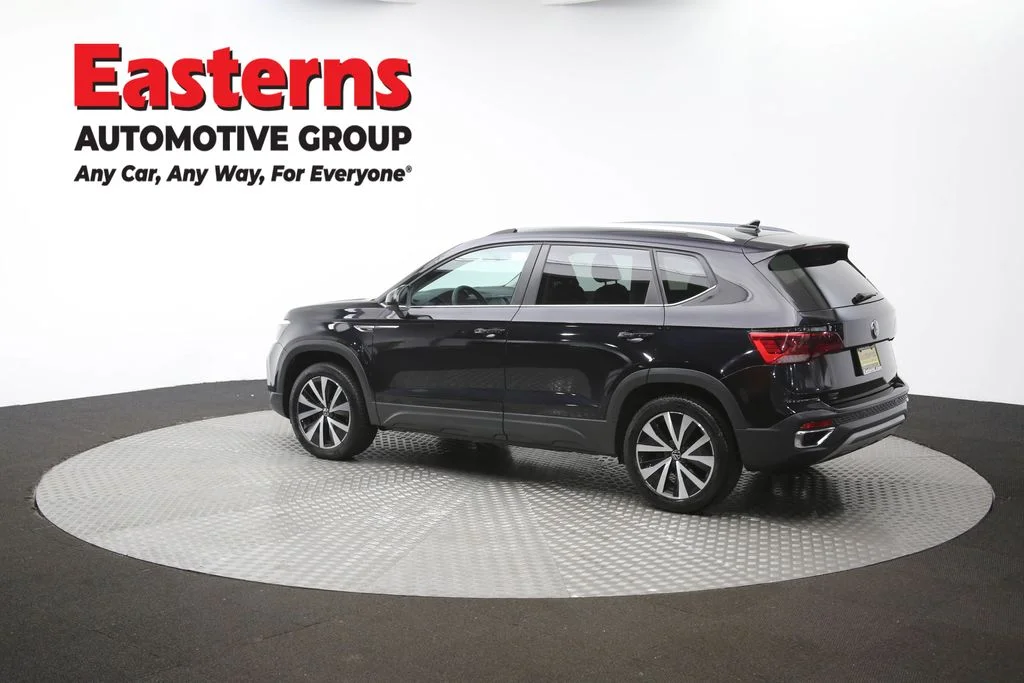Used 2022 Black Volkswagen 1.5T SE image 59