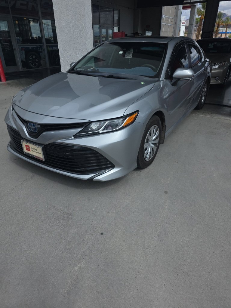 2020 Toyota Camry LE - Photo 1