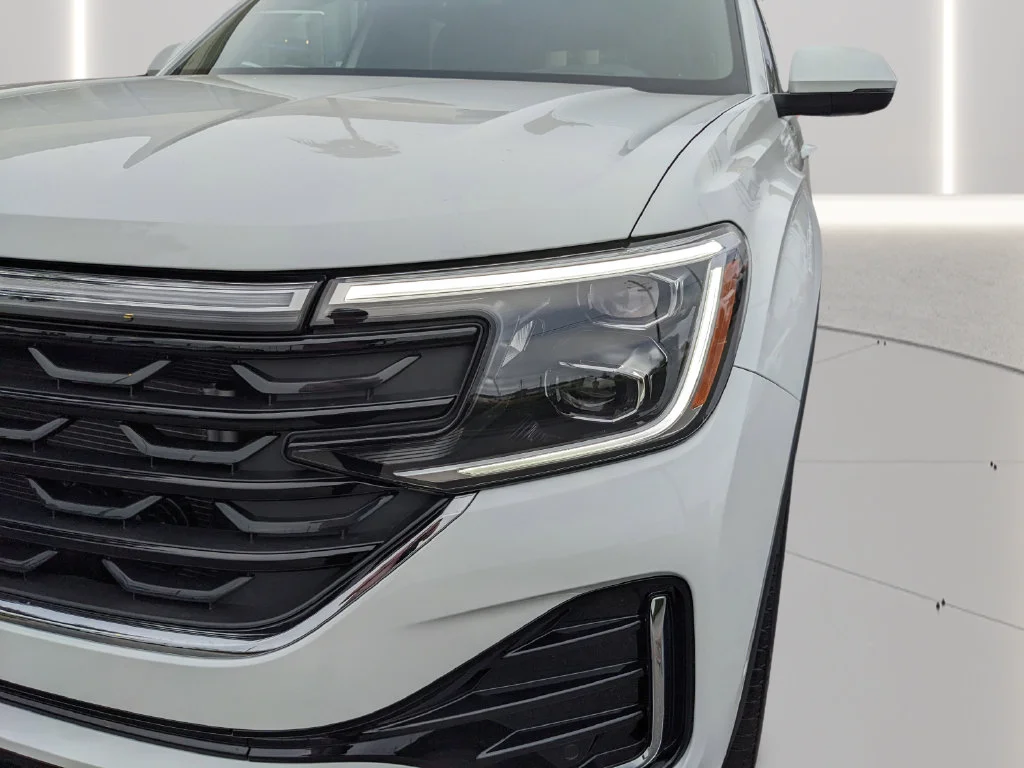 2026 Volkswagen Atlas Cross Sport SEL Premium R-LINE - Photo 14