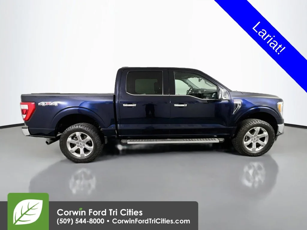 Used 2022 Atlas Blue Metallic Ford Lariat image 18